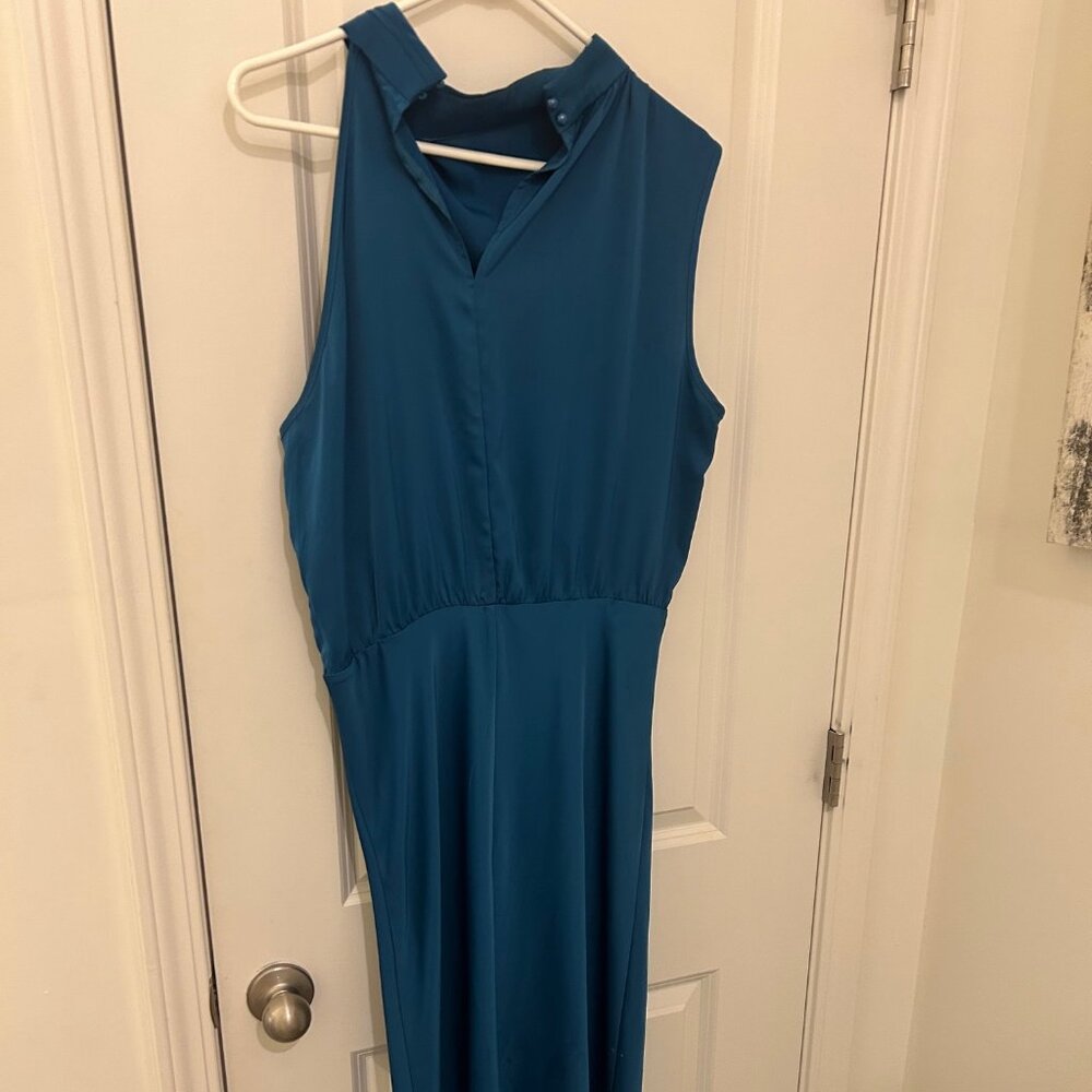 FORMAL DRESS - Picture 2 of 2